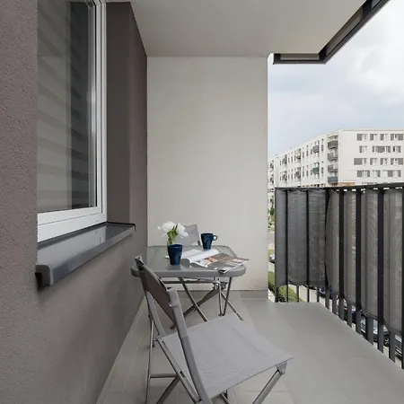 Osiedle Avia Family In With Balcony By Renters Апартаменты Краков
