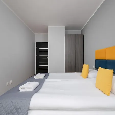 Osiedle Avia Family In With Balcony By Renters